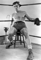 Кадр из фильма "Подстава", реж. Роберт Уайз